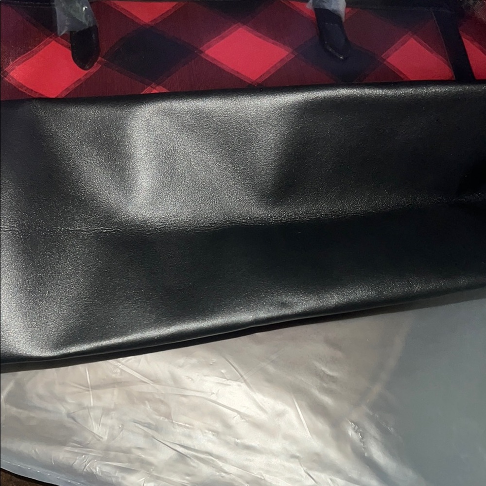 NWT Victoria's Secret Red and Black Buffalo Plaid Tote - Picture 5 of 7